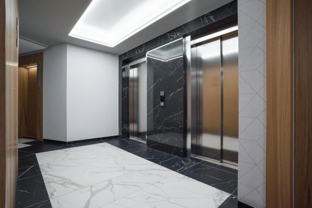 Urbannestgroup - Old Town Studio S27 Warsaw Luaran gambar